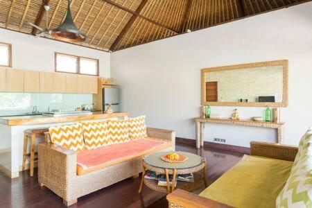 Villa Agung Lembongan Exteriör bild