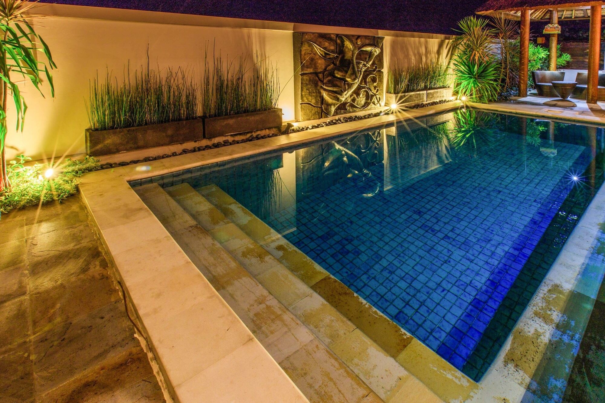Villa Agung Lembongan Exteriör bild